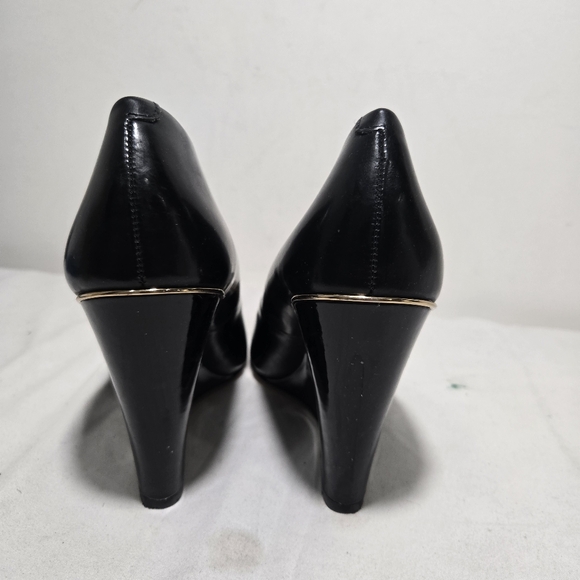 Coach - Women's Black Orchard Wedge With Gold Detail Size 9.5M - Picture 3 of 4